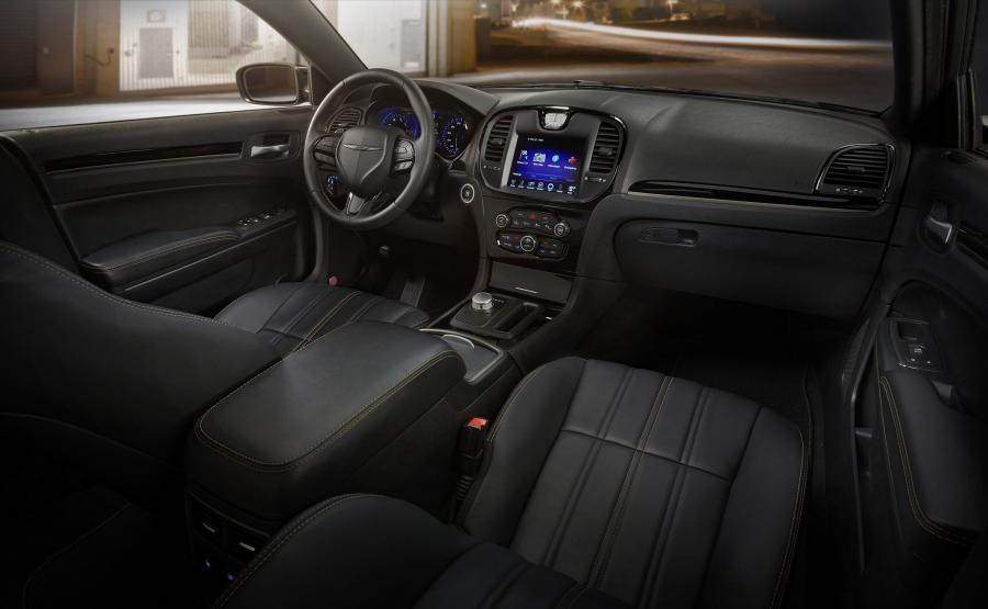  Chrysler 300S Alloy Edition 2016 года  (фото 6 из 9)